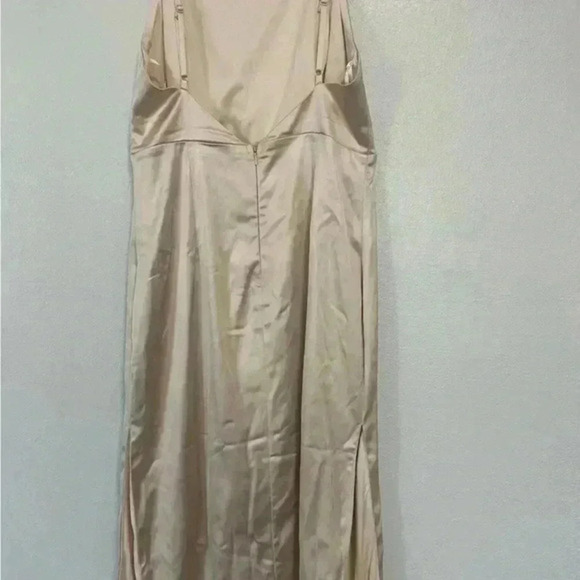 Lulus Kaisley Cream Satin Backless Midi Dress size L - Picture 5 of 6